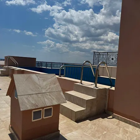 Apartmanhotel Fenix Complex 4*